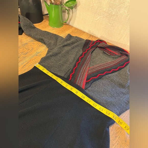 📍Graphic Knit Dress – Luc Fontaine (Size M) - Picture 5 of 10